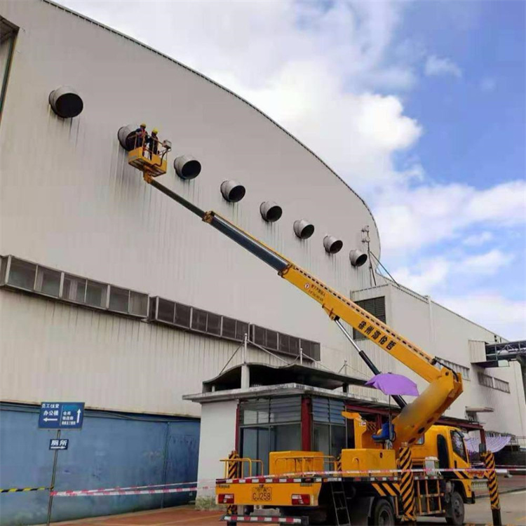 龙亭高空作业车出租服务：专业广告牌安装解决方案